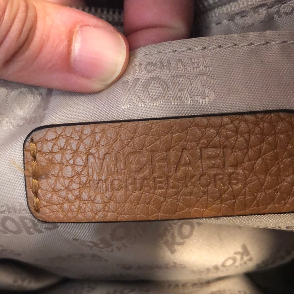🚫SOLD on Ⓜ️ercari🚫Authentic Michael Kors Purse - Picture 7 of 16